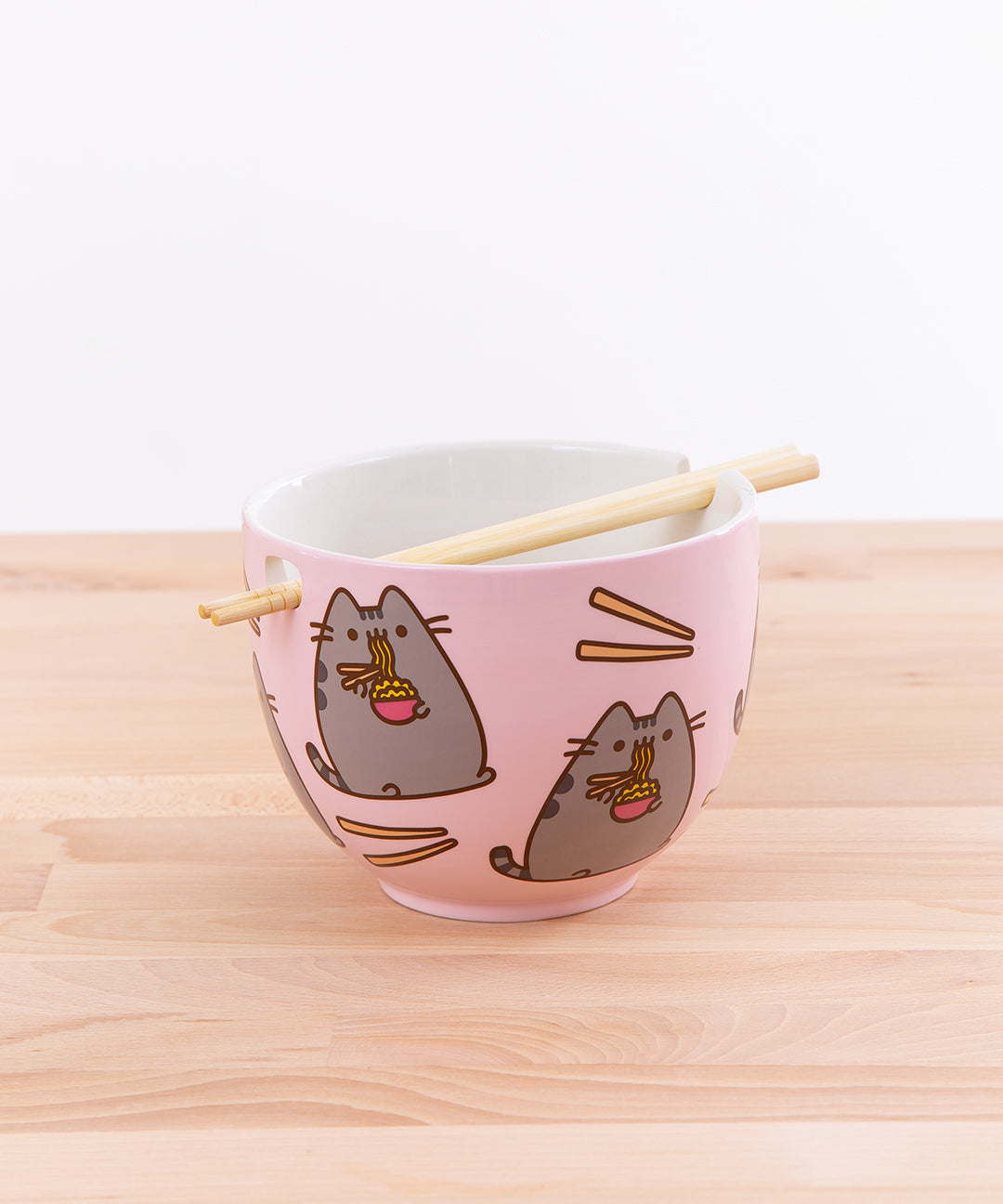 Pusheen_Ramen_Bowl_000_web