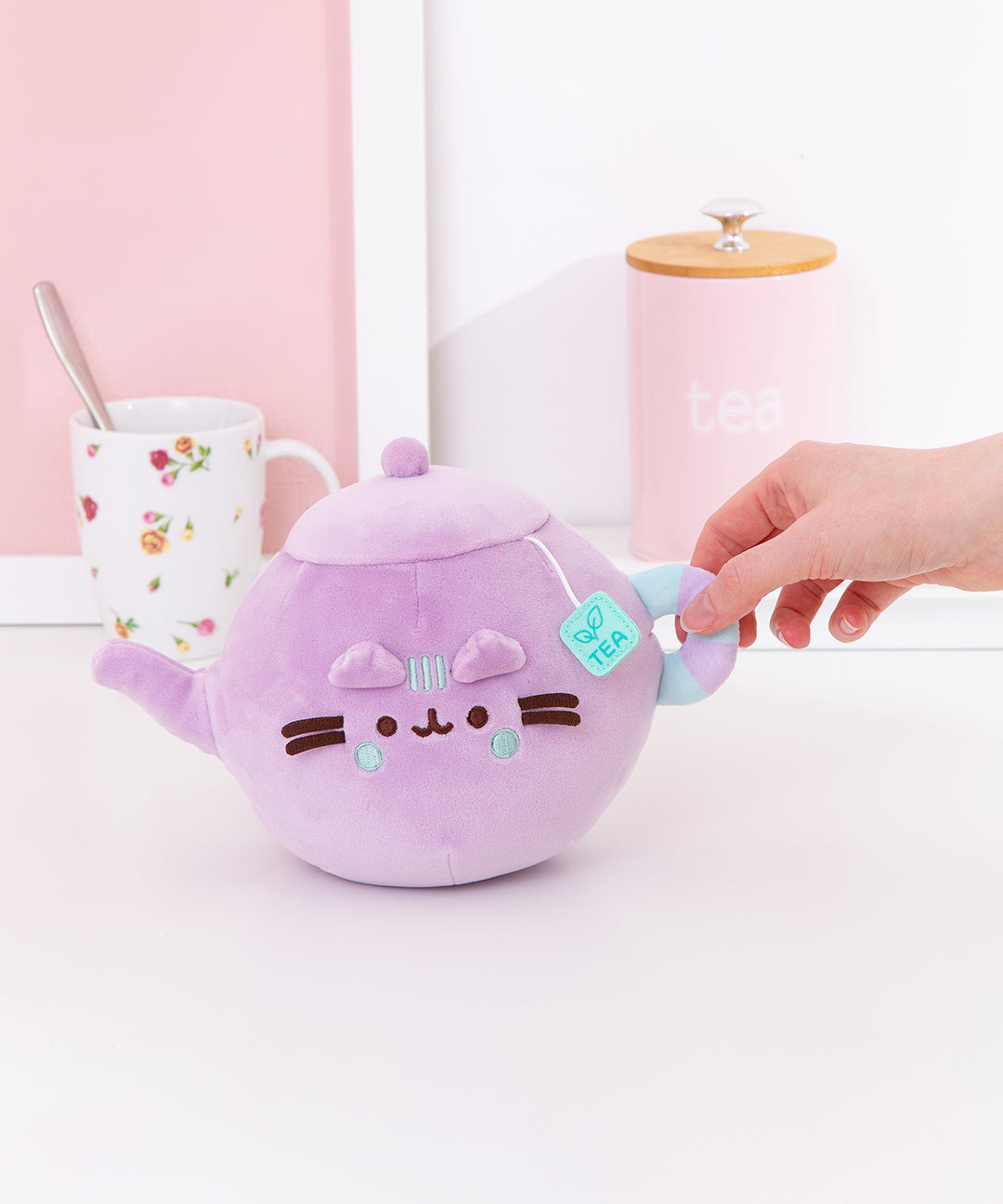Pusheen_s_Kitchen_Teapot_Squisheen_Plush_013_web